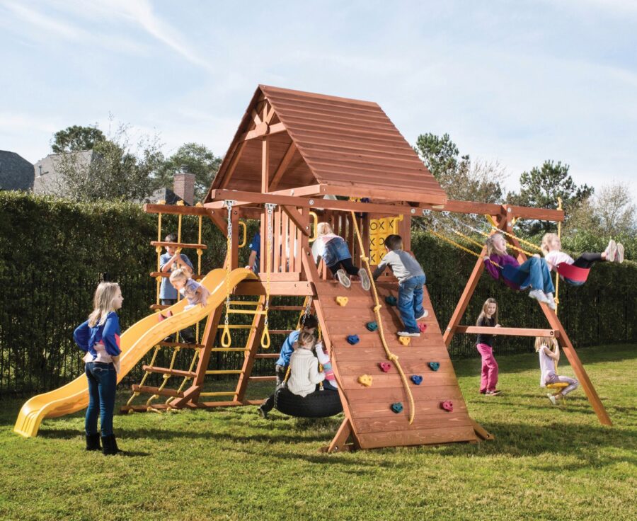 Pg 26S Parrot Island Playcenter Config 2 Wood Roof