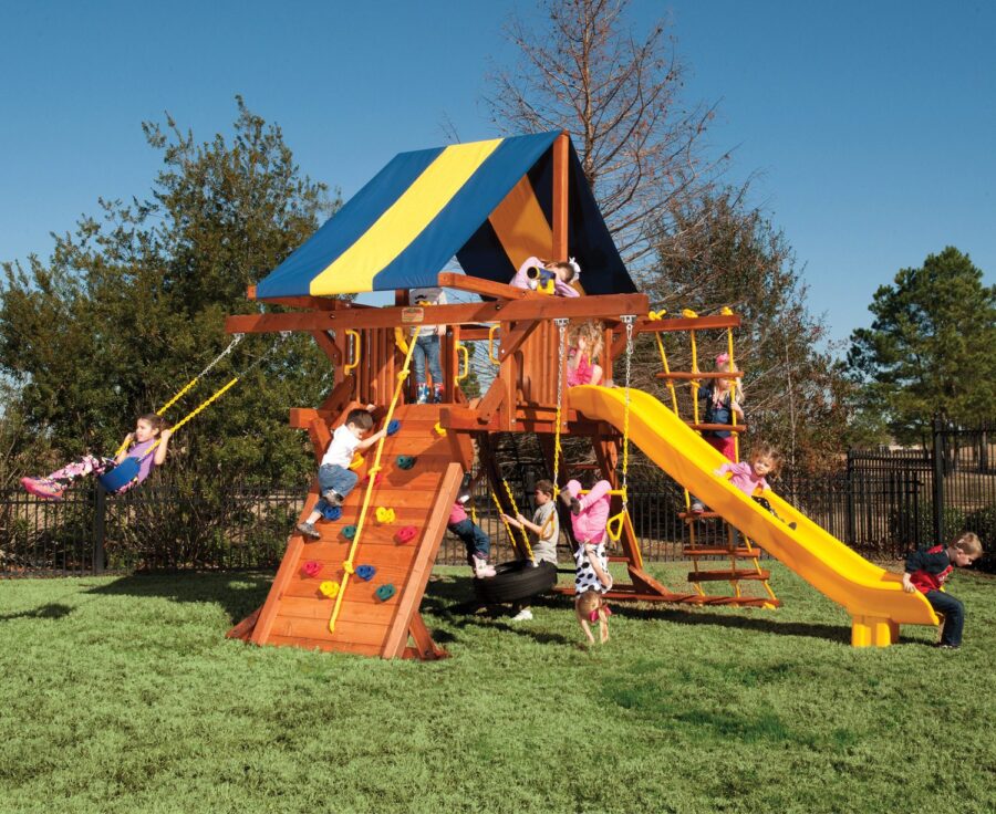 Pg 31T 55 Jaguar Playcenter Small Backyard