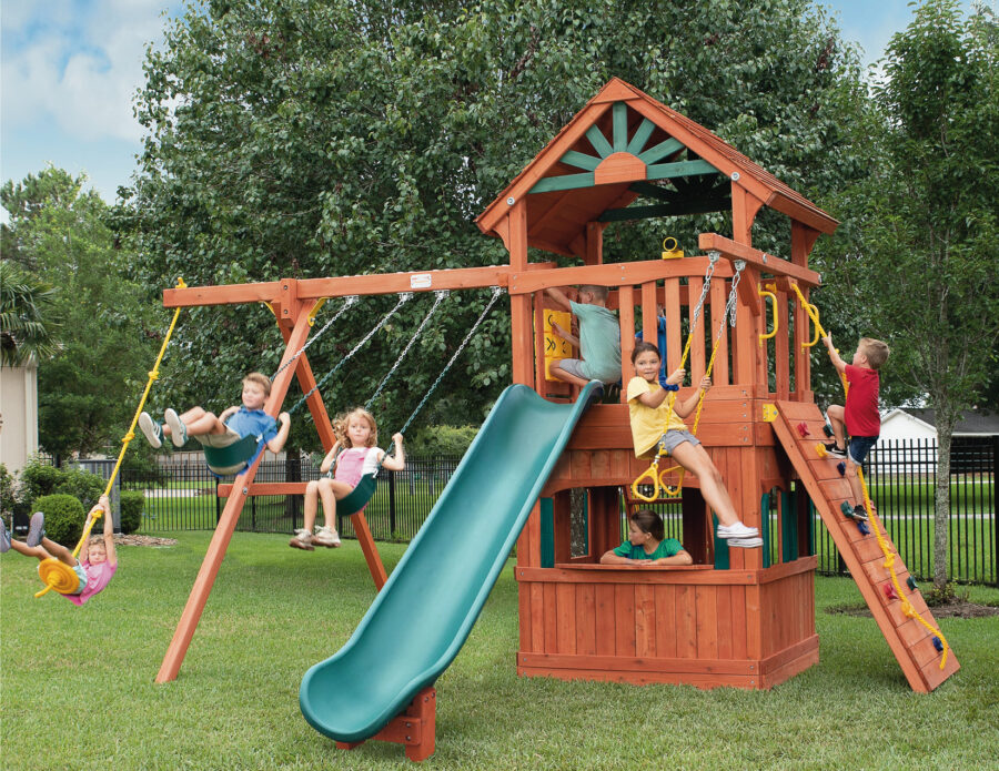 Parrot Island Fort XL w/ Wood Roof & Playhouse Panels