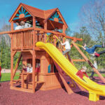 6.5 MegaDeck Fort w/Wood Roof & Playhouse Panels