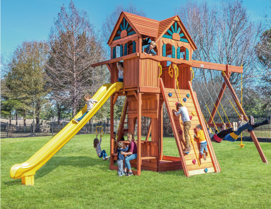 7.4 MegaDeck Fort w/Wood Roof & Treehouse Panels