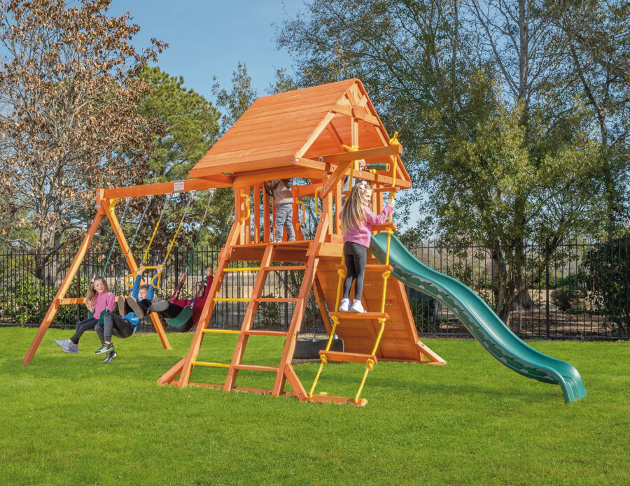 Toucan Playcenter with Wood Roof