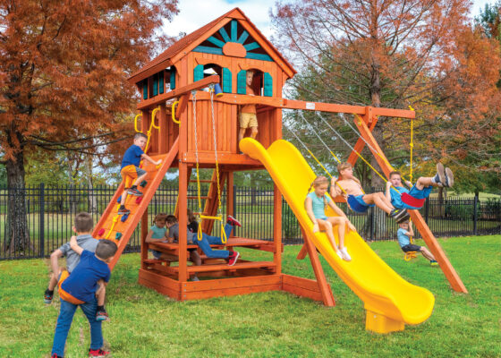 6.5 Bengal Fort w/ Wood Roof, Treehouse Panels, and Yellow DoubleWall Scoop Slide