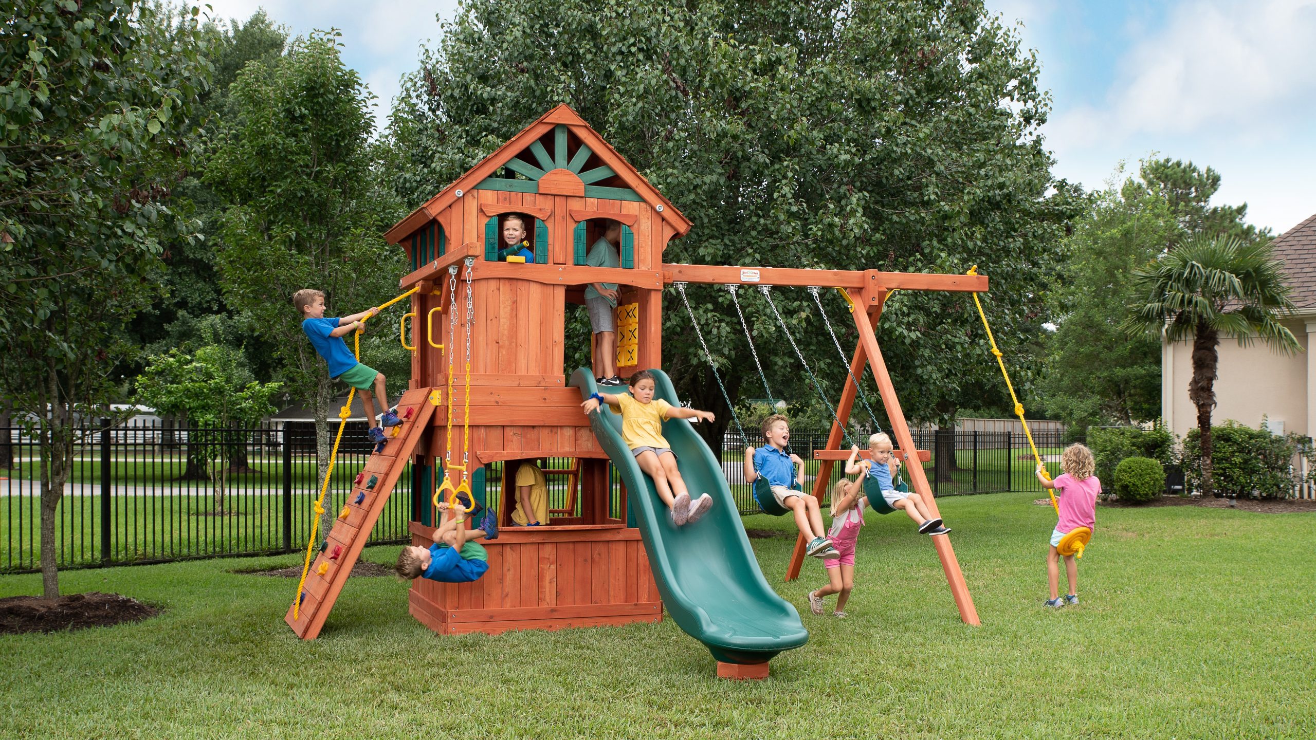 Parrot Island Fort XL Wood Roof Treehouse Panels & Playhouse Panels