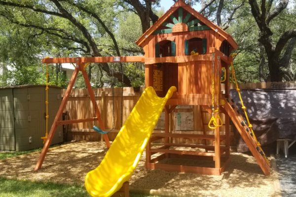 Tree Frogs Swing Sets Austin TX install
