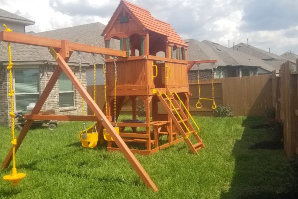 Tree Frogs Swing Sets Humble TX install